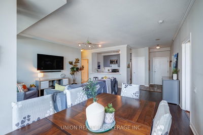 Unit 802 — 2067 Lake shore Blvd, Toronto - Mimico image-0-3