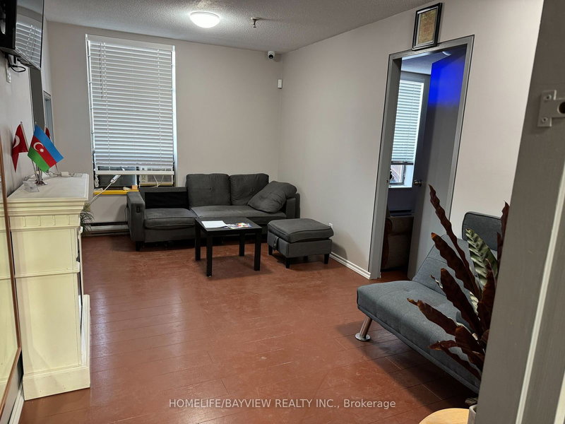 167 Limestone Cres, Toronto, M3J 2R1 | Image 3