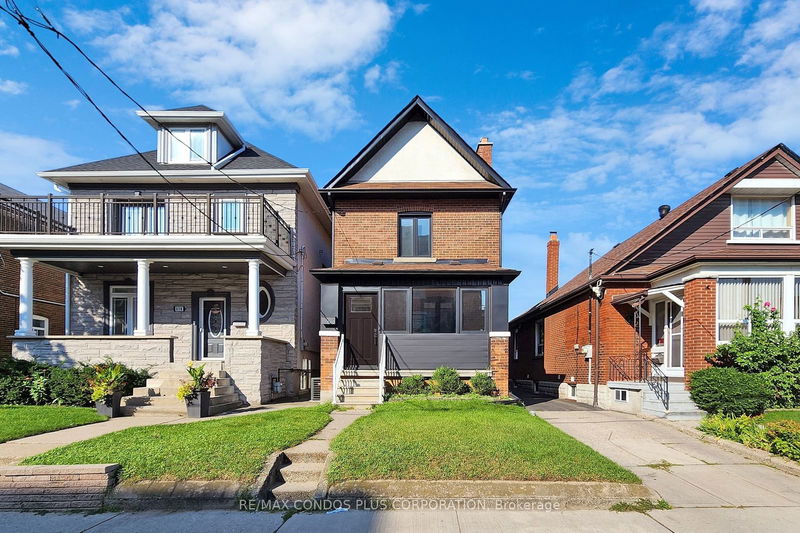 home for lease on Main-640 Runnymede Road