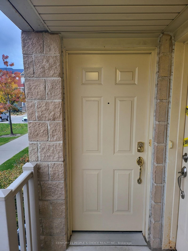 74 - 5050 Intrepid Dr, Mississauga, L5M 0E5 | Image 3