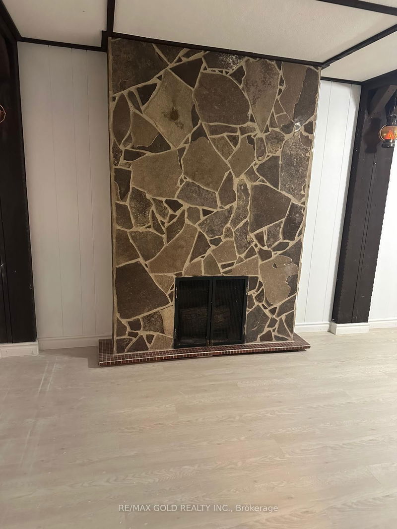 home for lease on 1226 Owen Court N