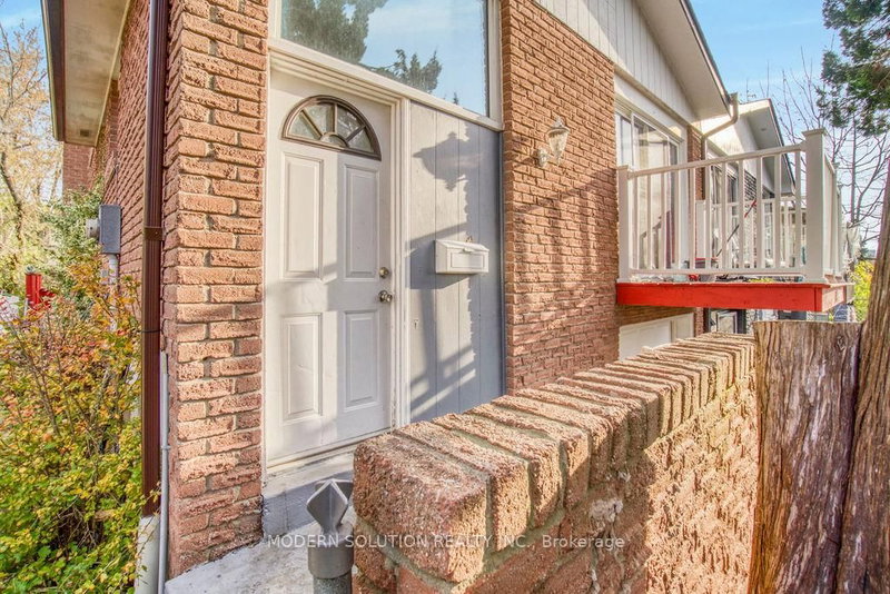 142 Mill St N, Brampton, L6X 2P2 | Image 3