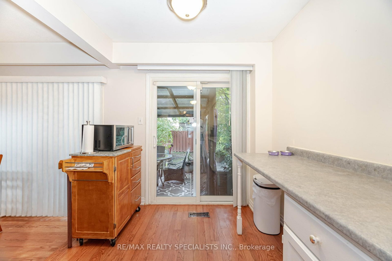 Listing Image 13