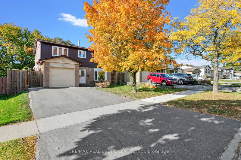 home for sale on 526 Karen Park Crescent