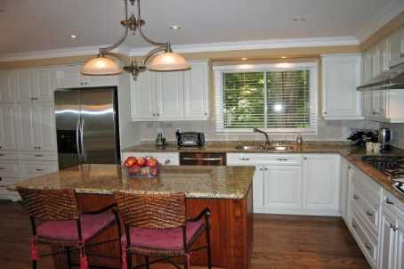 1244 Woodland Ave, Mississauga, L5G2X9 | Image 3