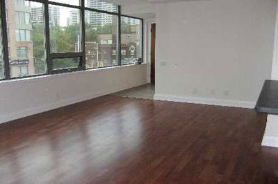 Unit 705 — 383 Ellis Park Rd, Toronto - High Park-Swansea image-0-2
