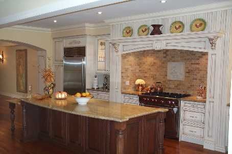 115 St Lawrence Dr, Mississauga, L5G4V2 | Image 2