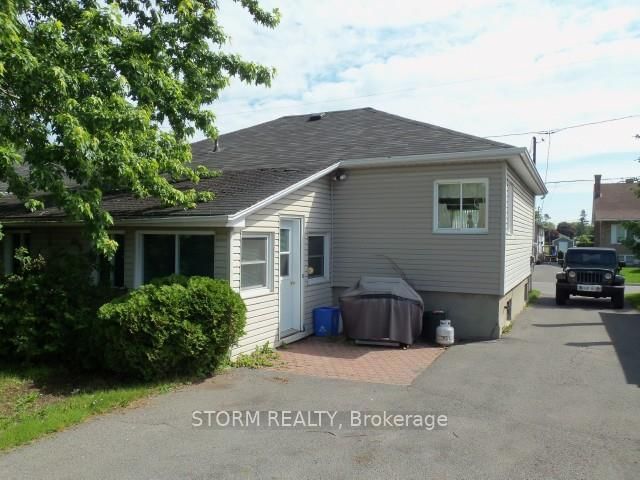 1120 LARIN Ave, Cornwall, K6H 4C6 | Image 2