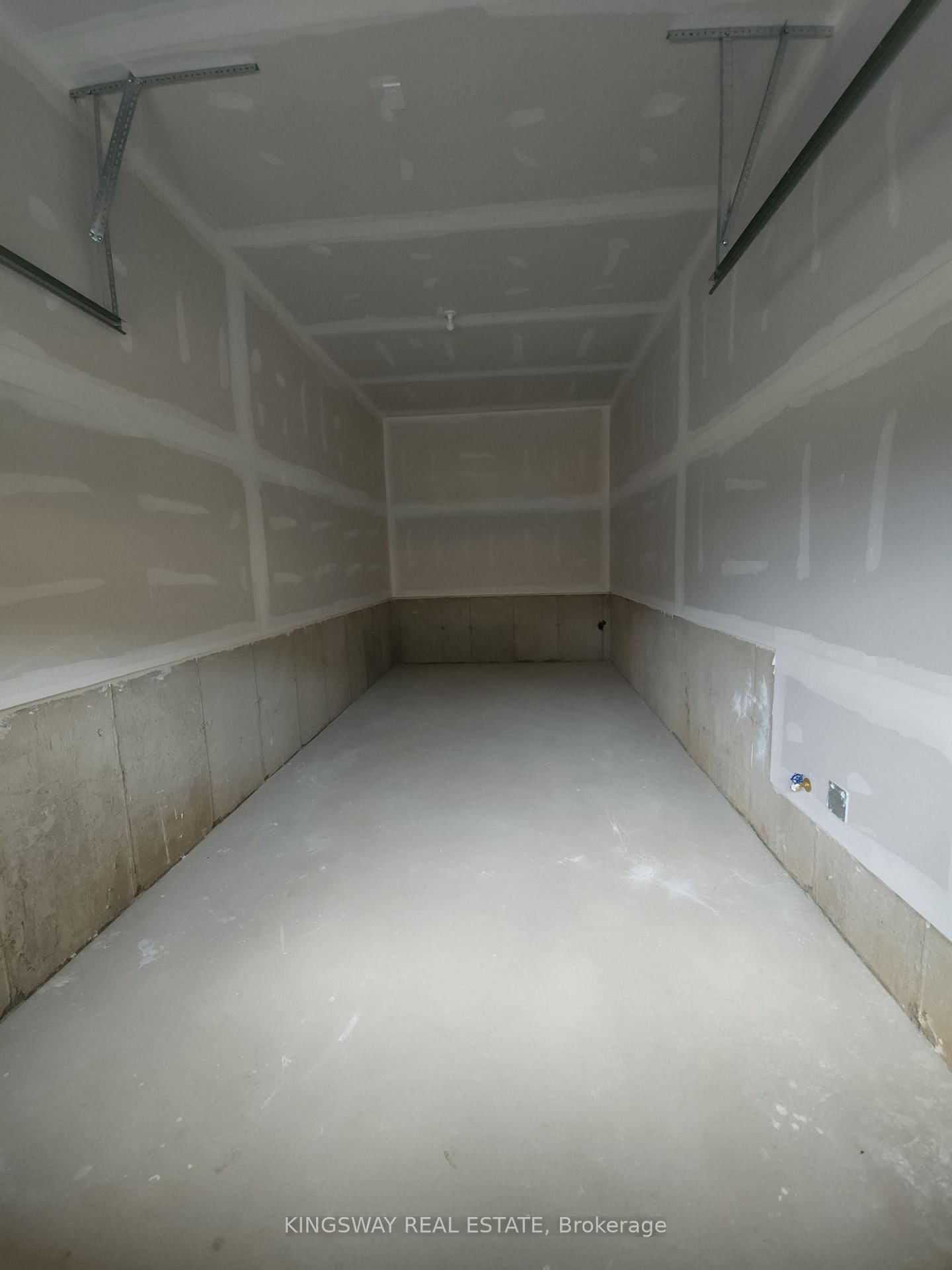 Townhouse leased at 8-305 Garner Road, Hamilton, Ontario, L9G 5E6 - Ancaster - MLS: X10006653