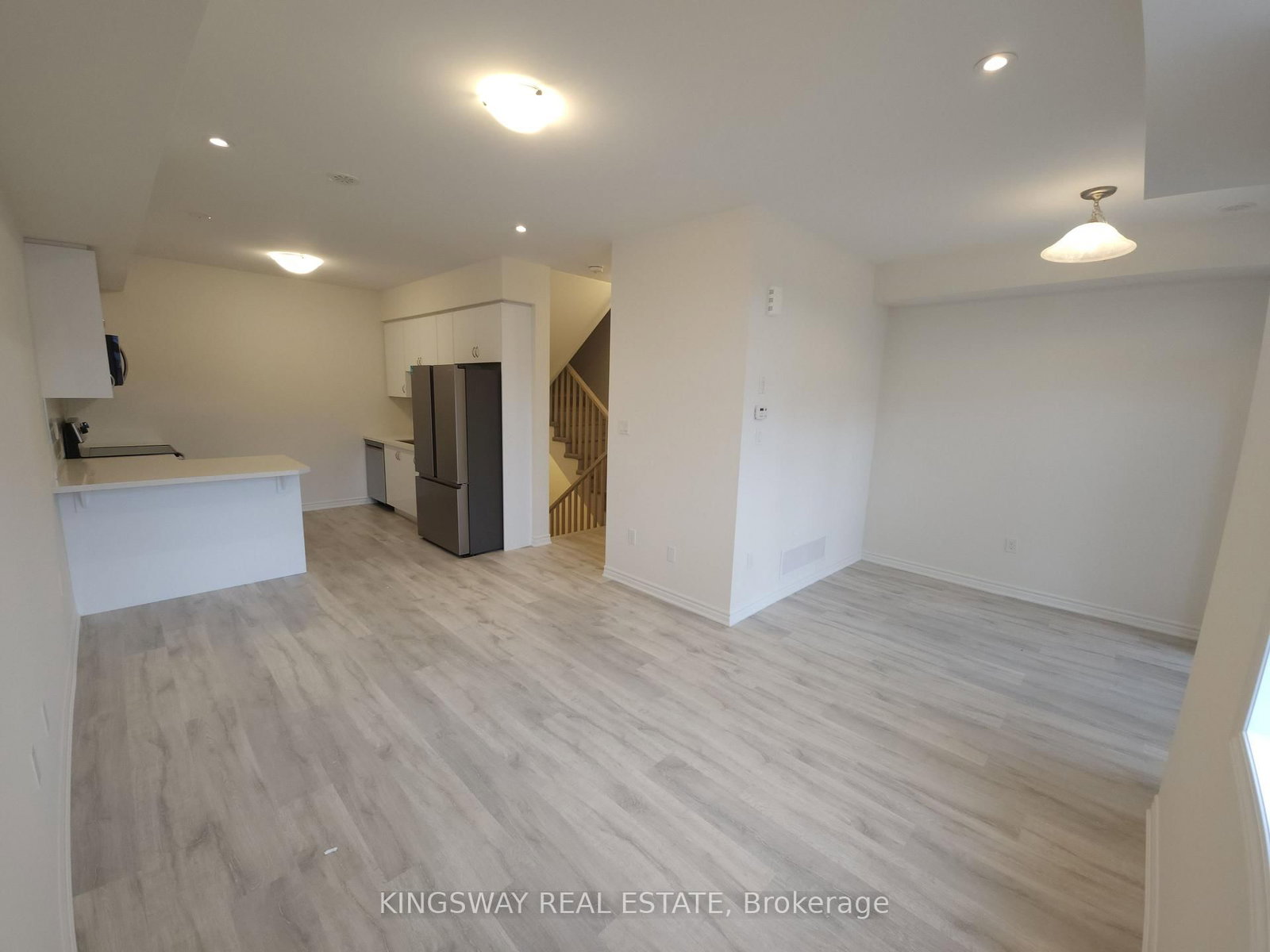 Townhouse leased at 8-305 Garner Road, Hamilton, Ontario, L9G 5E6 - Ancaster - MLS: X10006653