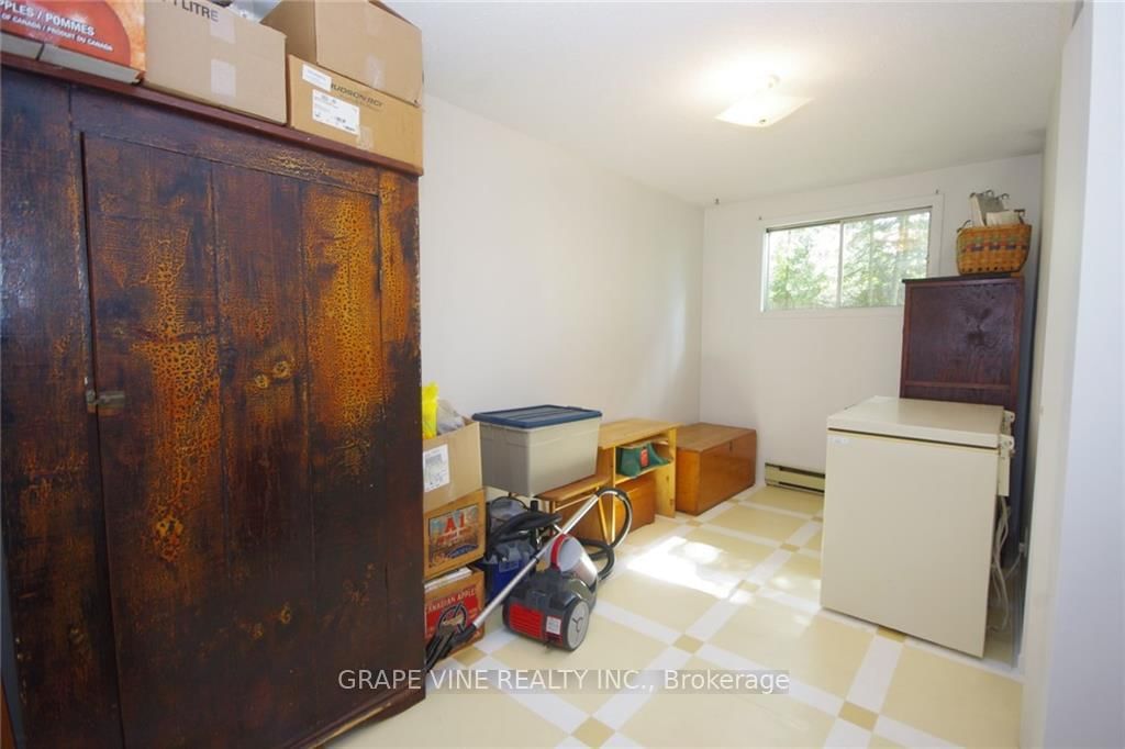 Listing Image 16