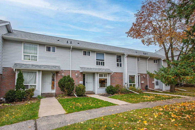 home for sale on 23-32 Mowat Boulevard