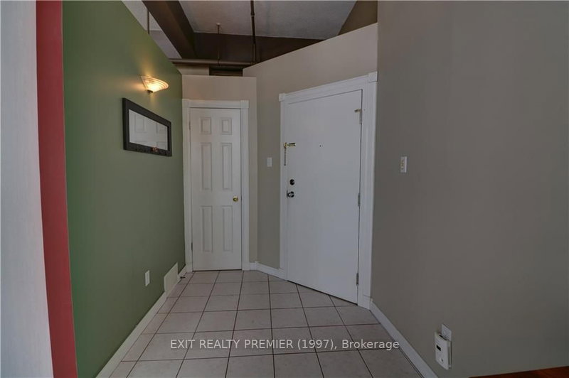 304 - 225 MAIN St W, Hawkesbury, K6A 3R7 | Image 2