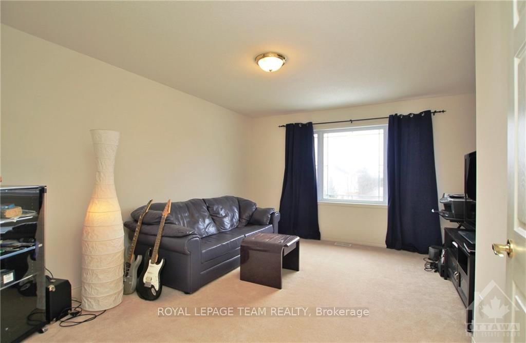 Property sold at 157 WHITEWATER Street, Barrhaven, Ontario, K2G 7B3 - Strandherd - MLS: X10109341