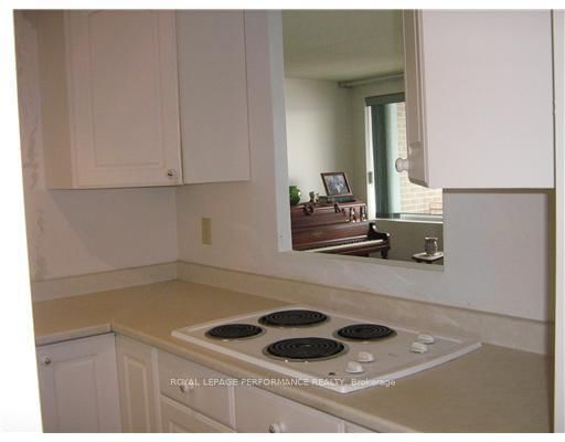 410 - 3 APPLE St, Brockville, K6V 4X5 | Image 3