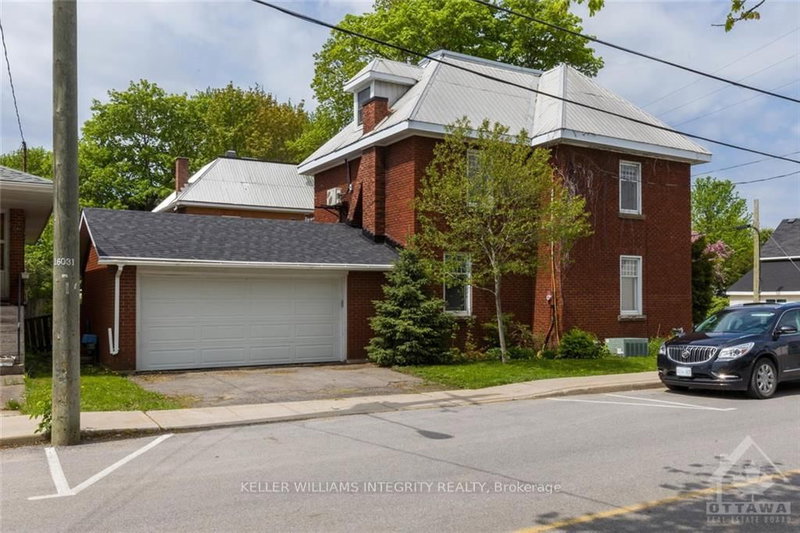 30 EMILY St, Carleton Place, K7C 1S2 | Image 2