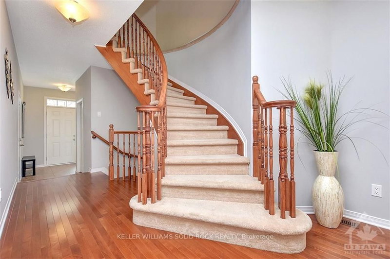 722 NAKINA Way, Ottawa, K1V 2H9 | Image 3