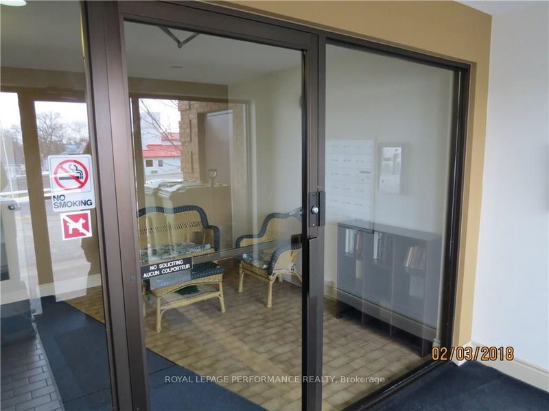 304 - 220 KENYON St W, North Glengarry, K0C 1A0 | Image 3