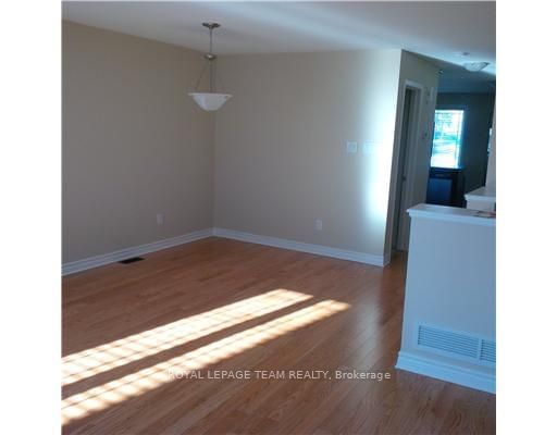 498 LEBOUTILLIER Ave, Ottawa, K1K 2V7 | Image 3