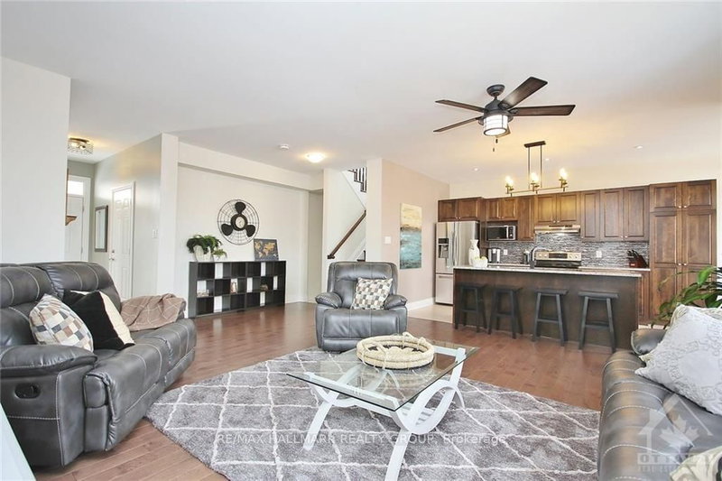 106 BERT HALL St, Arnprior, K7S 0G9 | Image 3