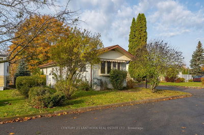 99 Eastview Blvd, Quinte West -  image-0-2