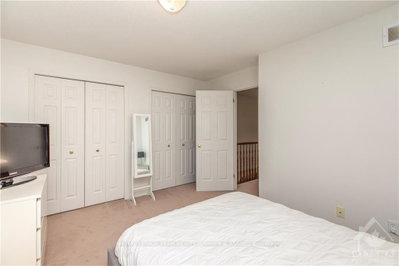 Condo sold at C-112 CENTREPOINTE Drive, Ottawa, Ontario, K2G 6K3 - Centrepointe - MLS: X10299157