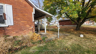 2040 John St, Howick - Howick Twp image-0-4