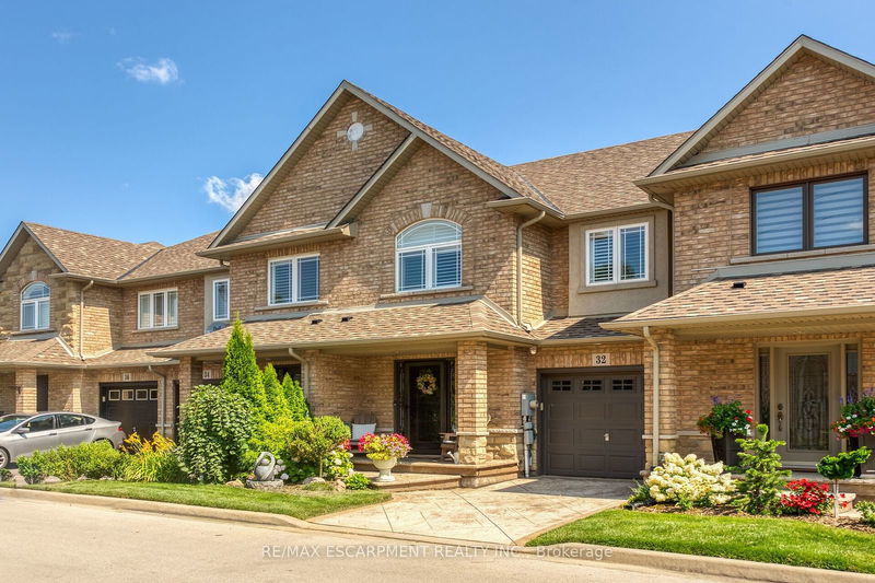 home for sale on 32 Aster Avenue