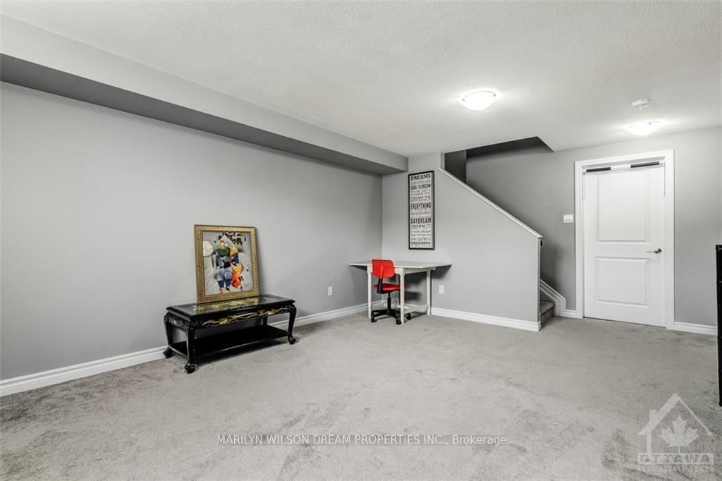 Listing Image 24