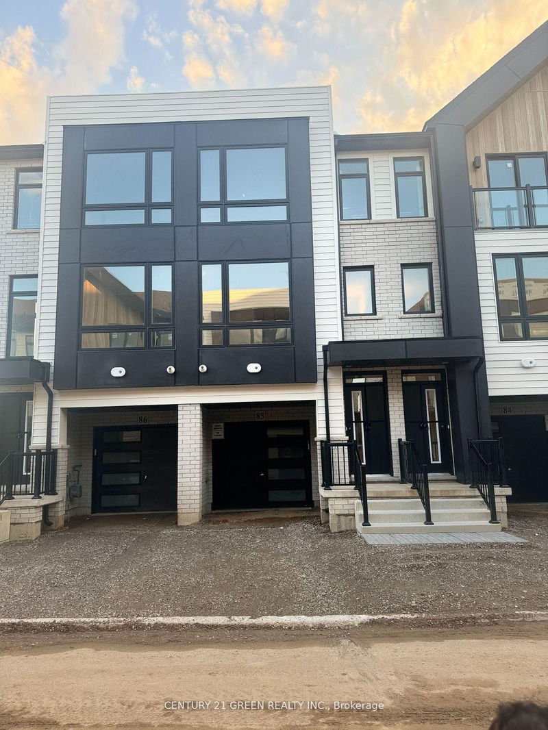 home for lease on 85-55 Tom Brown Drive