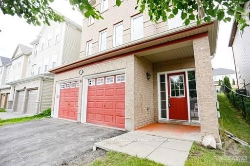 215 HUNTSVILLE Dr, Ottawa, K2T 0C7 | Image 3
