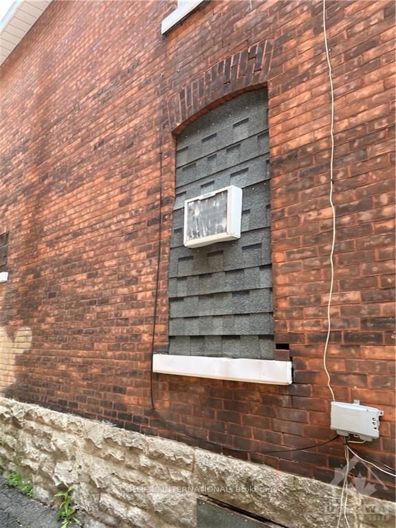 258 KENT St, Ottawa, K2P 2A2 | Image 2