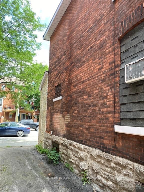 258 KENT St, Ottawa, K2P 2A2 | Image 3