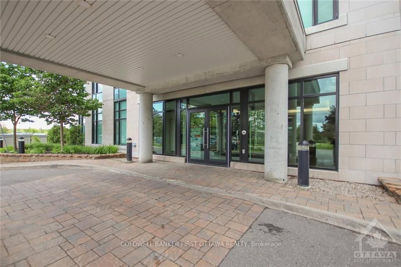 605 - 100 ROGER GUINDON Ave, Ottawa, K1G 3Z7 | Image 3