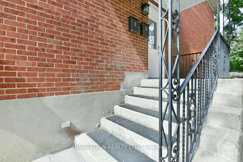 391 GREENWOOD Ave, Ottawa, K2A 0X4 | Image 3