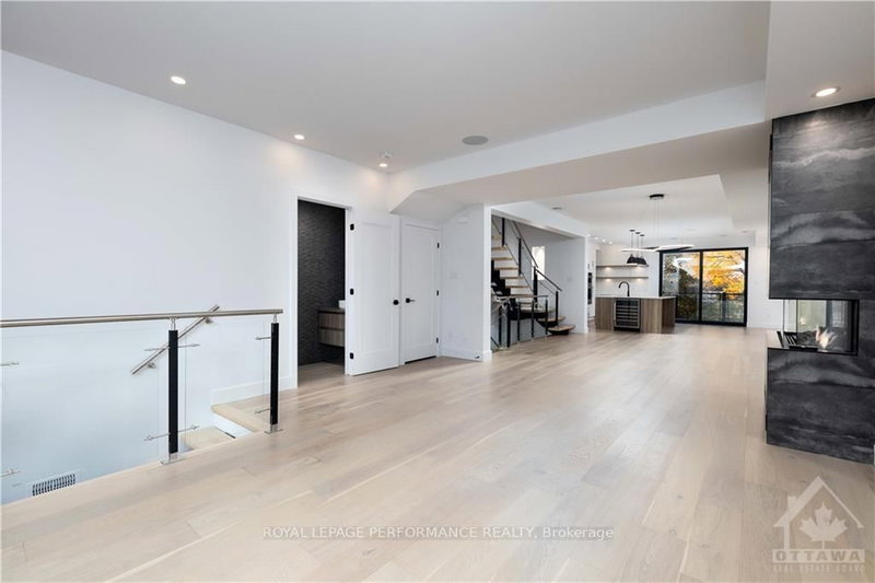 2167 RICE Ave, Ottawa, K2A 0C5 | Image 3