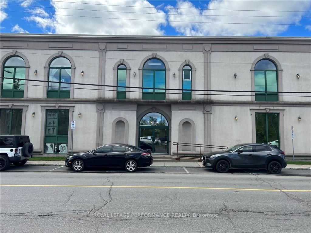 Building at 352 MAIN Street, Hawkesbury, 612 - Hawkesbury