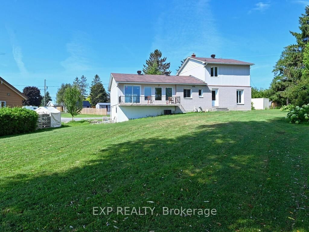 Detached House sold at 3 RIVERVIEW Crescent, Edwardsburgh/Cardinal, Edwardsburgh/Cardinal Twp, K0E 1T1 - MLS: X10402637