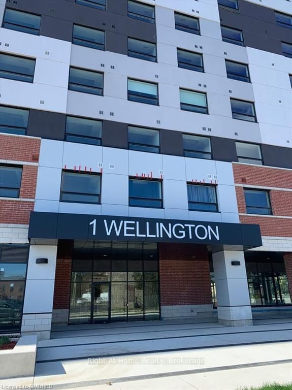 308 - 1 WELLINGTON Street
