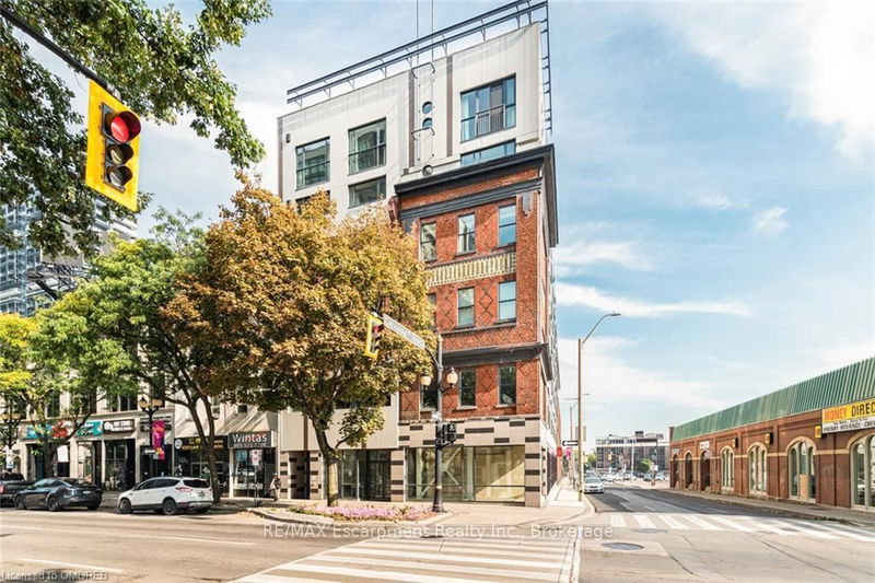 home for lease on 501-121 KING STREET EAST