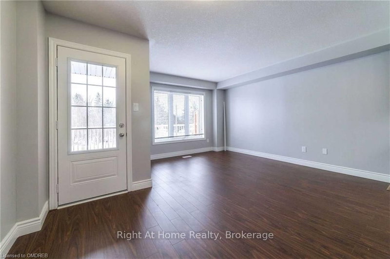 66 KNOTTY PINE Ave, Cambridge, N3H 0E2 | Image 3