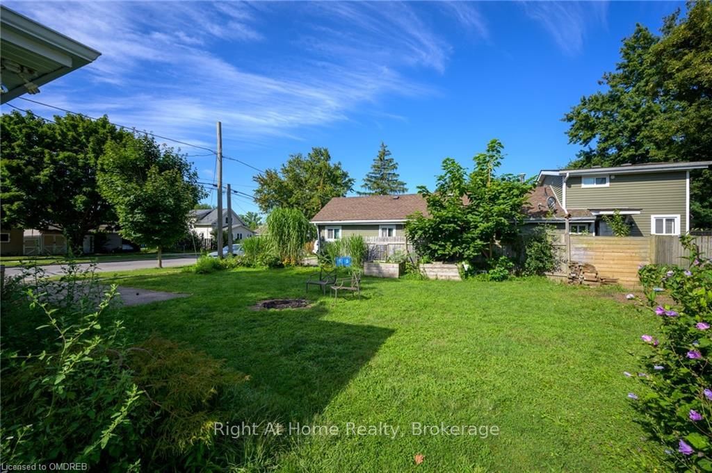 Listing Image 16