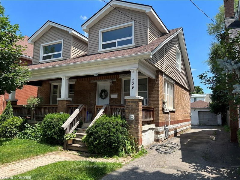 home for lease on 229 OTTAWA STREET SOUTH #UPPER UNIT