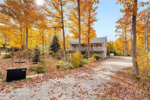 6 DAVIES Drive