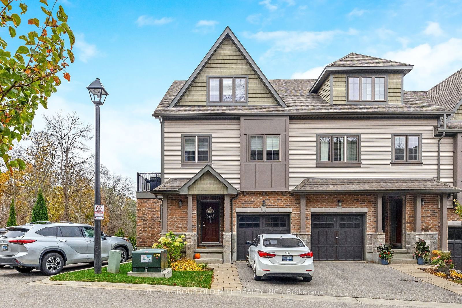 Townhouse sold at 9B-9 Guthrie Lane, Guelph/Eramosa, Rockwood, N0B 2K0 - MLS: X10405746