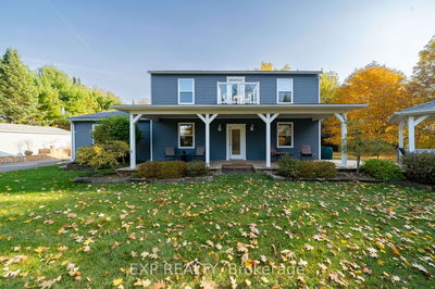 17682 Loyalist Pkwy, Prince Edward County - Hillier