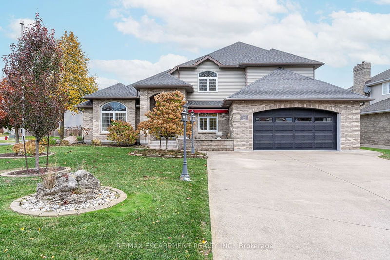 home for sale on 40 BARTOK Crescent