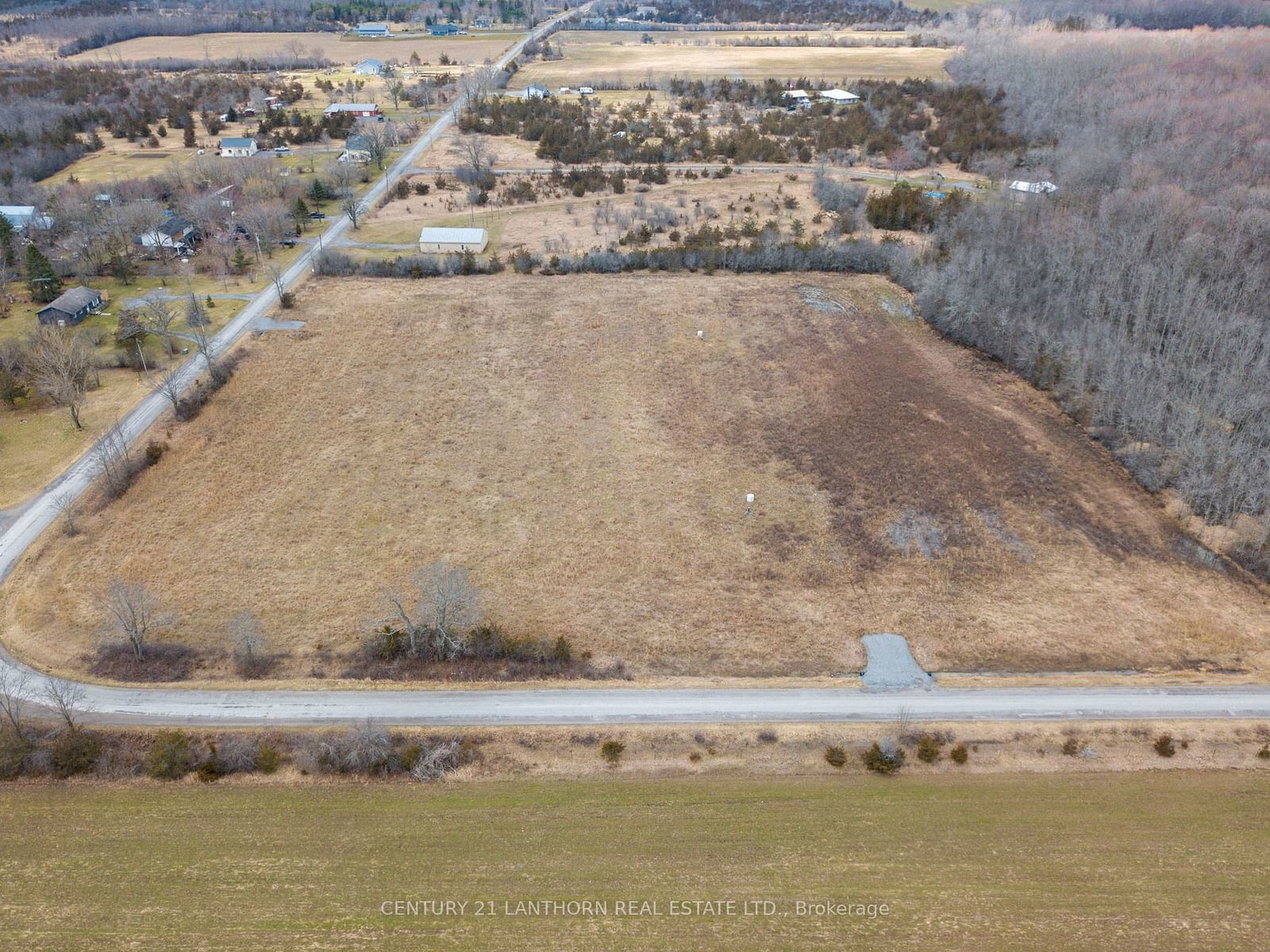 Building at 156 Kelly Road, Prince Edward County, Athol