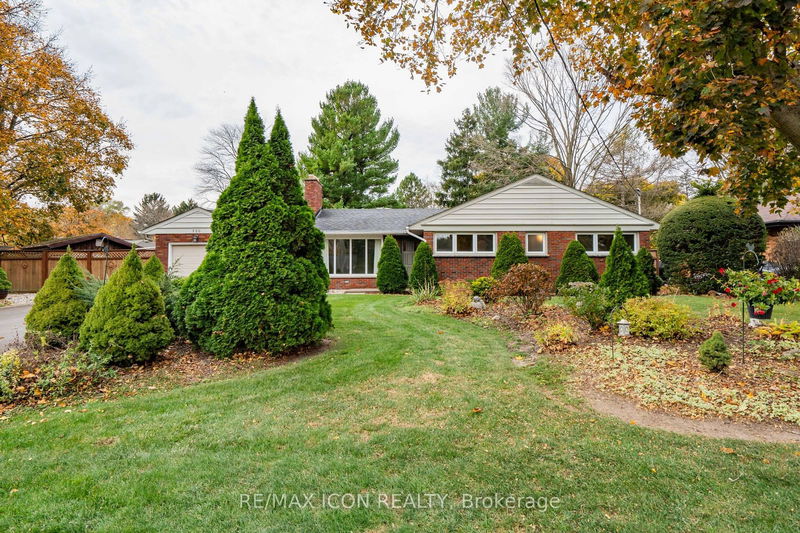 home for sale on 520 Oakridge Drive