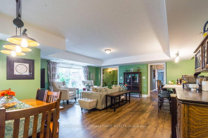 103 - 145 Farley Ave, Belleville, K8N 1G5 | Image 3